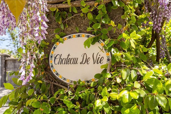 Chateau de Vie entrance sign at the Calistoga vineyard estate